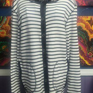 Onique Casuals ~Sz L ~ Striped Cardigan Style Shirt ~ Excellent Condition